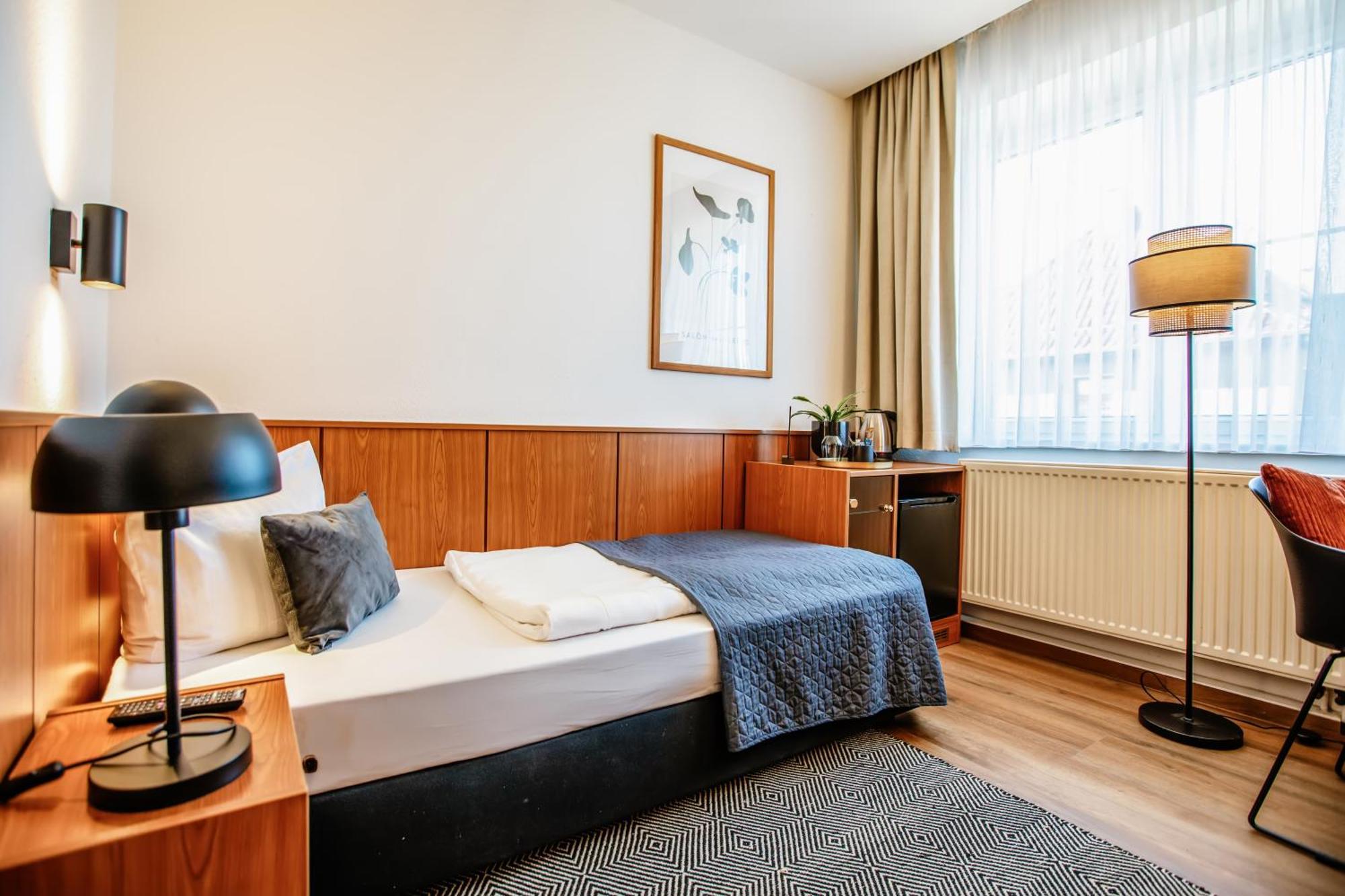 Hotel Und Restaurant Gartenstadt Erfurt Exterior photo
