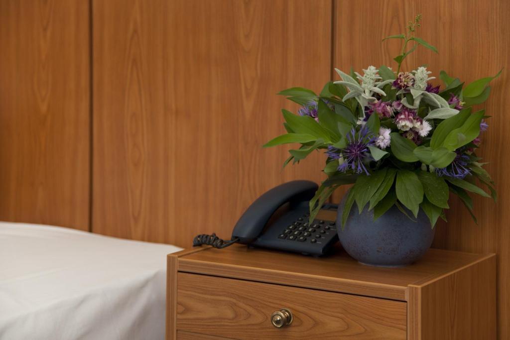 Hotel Und Restaurant Gartenstadt Erfurt Room photo